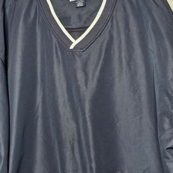 Cutter & Buck Navy Blue Short Sleeve Golf Windshirt - Picture 4 of 10